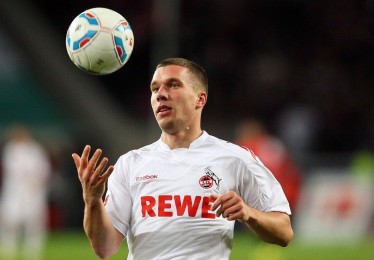 华体会HTH-数据驱动的中场革命，赖斯如何以精准传球重塑阿森纳比赛格局