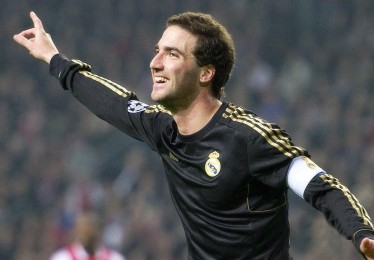 HTH.com：阿斯顿维拉豪掷4750万镑追逐热刺锋线尖刀布伦南·约翰逊，埃利奥特前途迷雾笼罩英超转会市场