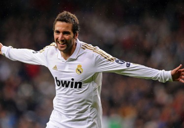 【HTH.com】西甲焦点对决，巴伦西亚与埃尔切交锋，专家解析战术与预测赛果