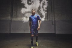 华体会|周五007法甲焦点：榜首朗斯冲7连胜！图卢兹主场硬撼 定位球杀招，比分预测锁定_中场_客场_防线