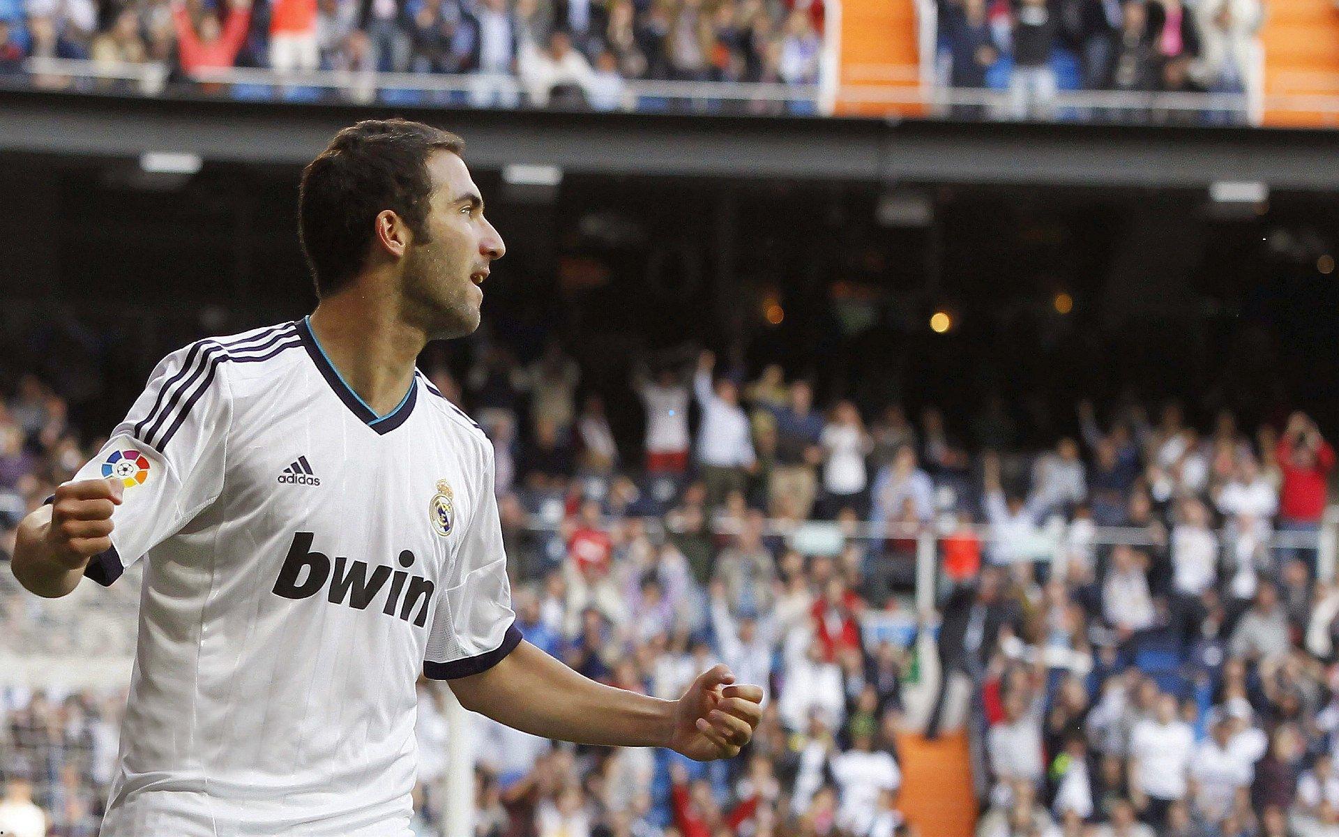 一瞬之间，天堂地狱，麦科勒姆高难度三分绝杀被吹超时无效